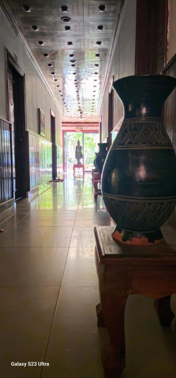 Retro Quarter Mb Vandrehjem Siem Reap Eksteriør billede