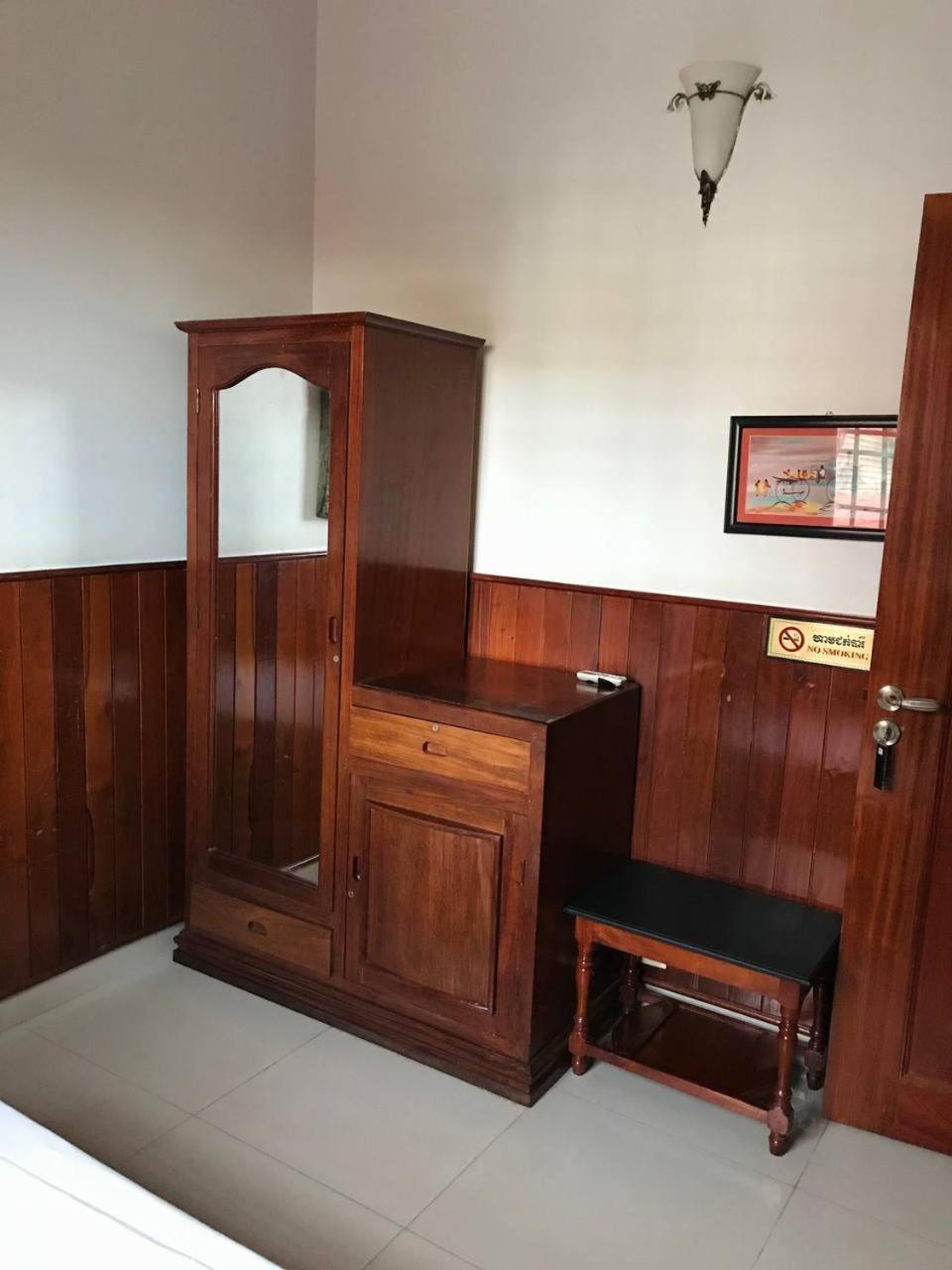Retro Quarter Mb Vandrehjem Siem Reap Eksteriør billede